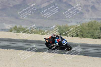 media/Dec-07-2025-CVMA (Sun) [[3e7d2de5dc]]/Race 7-Formula Lightweight Twins Shootout/